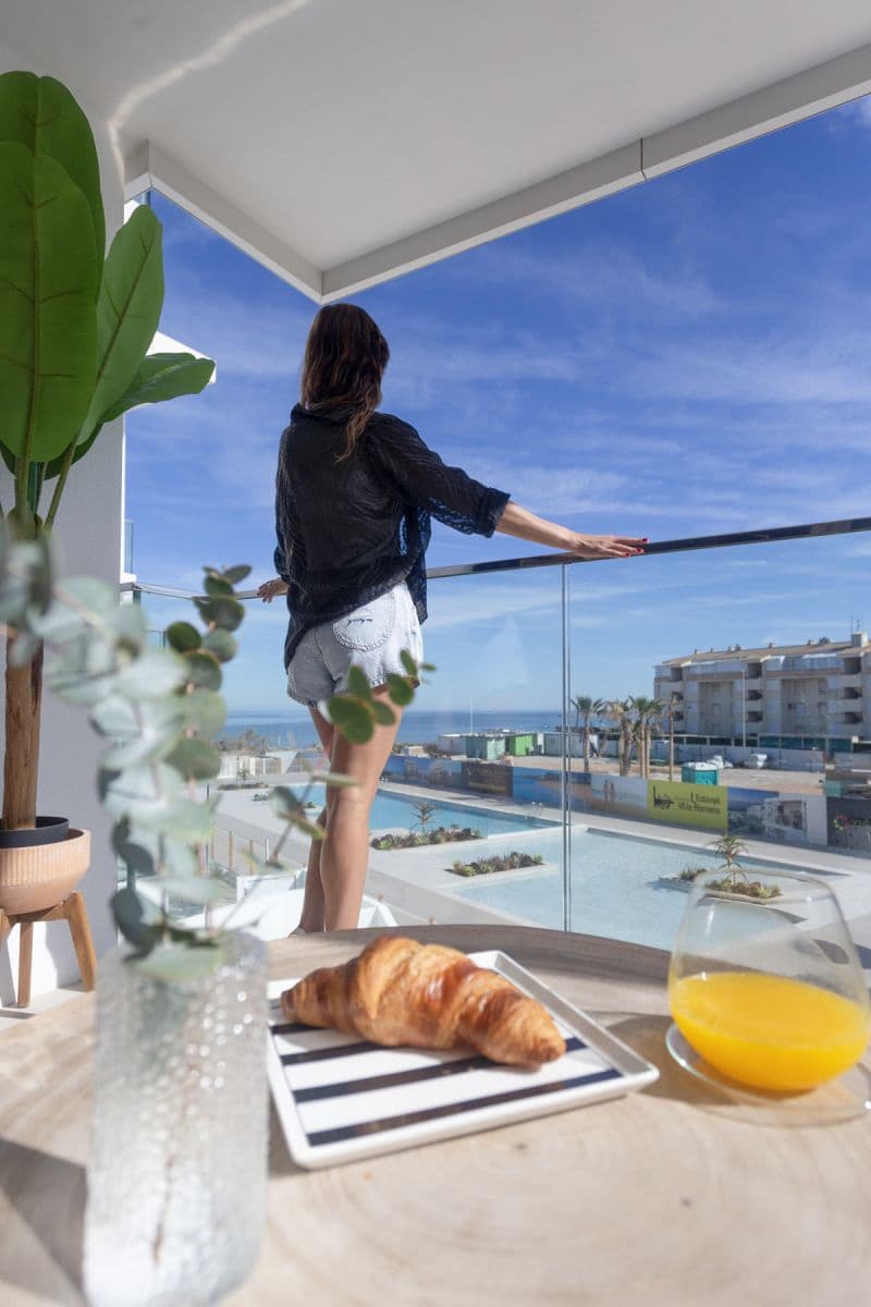 2 sovrum Lägenhet till salu i Denia med pool - 379 000 € (Ref: 9992295)
