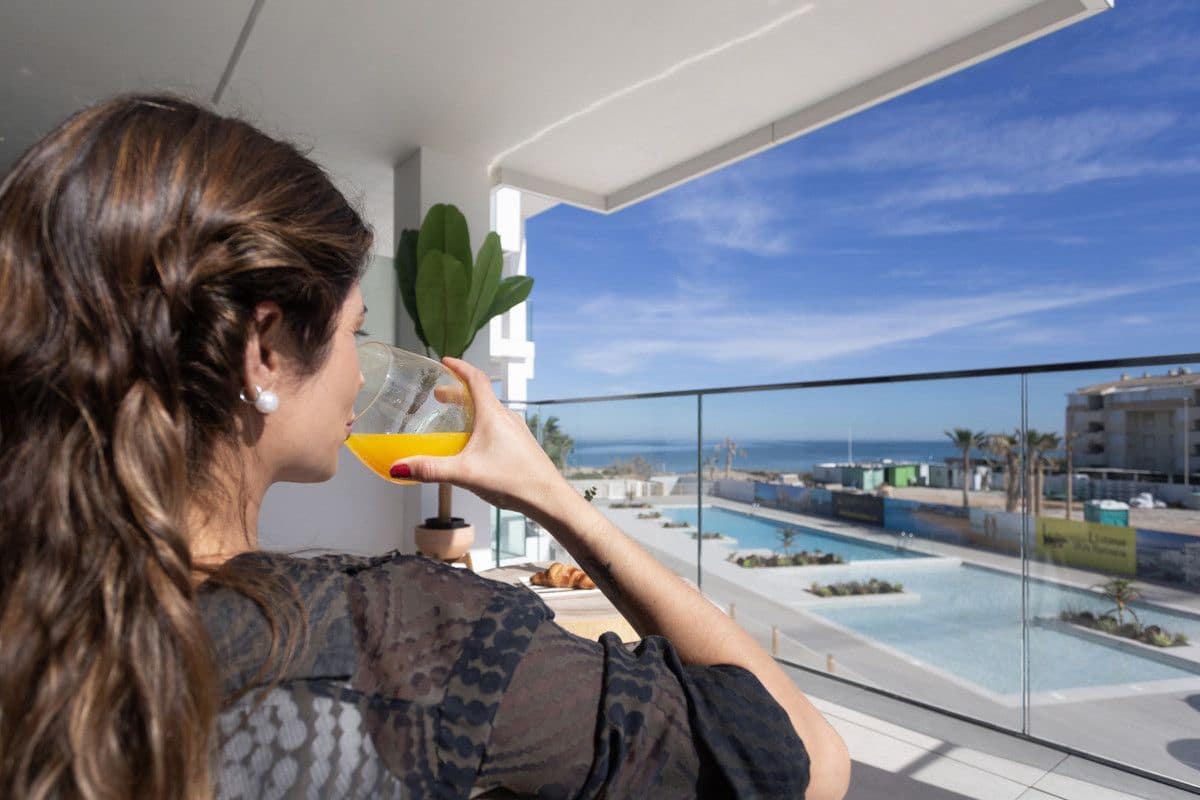 2 sovrum Lägenhet till salu i Denia med pool - 379 000 € (Ref: 9992295)