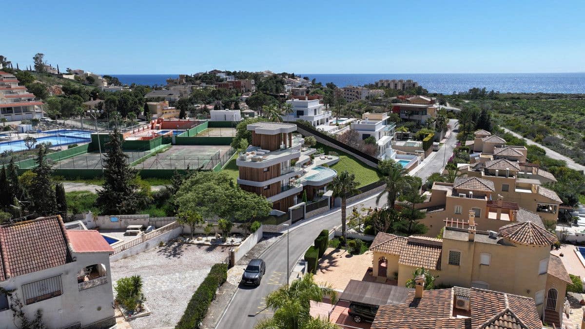 8 quarto Moradia para venda em Isla Plana com piscina - 1 661 000 € (Ref: 9992306)
