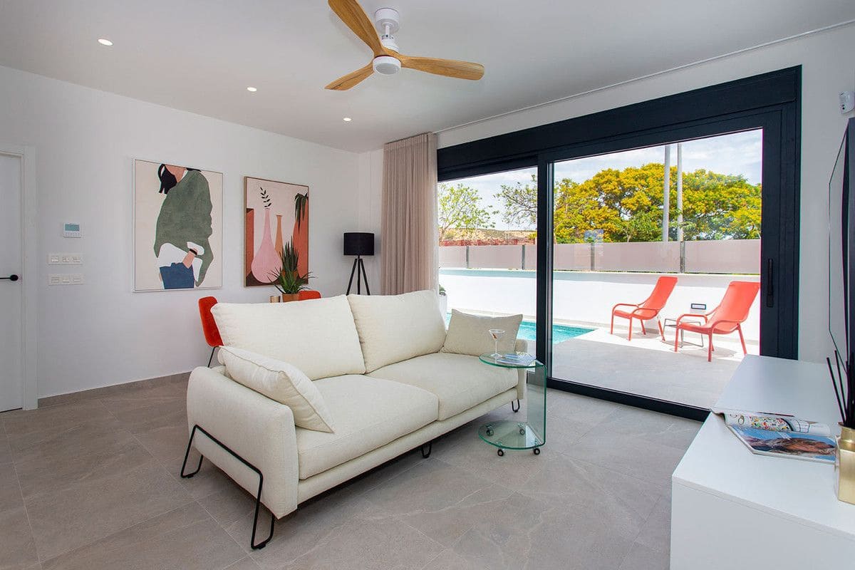 3 sovrum Villa till salu i Sucina med pool - 329 900 € (Ref: 9992310)