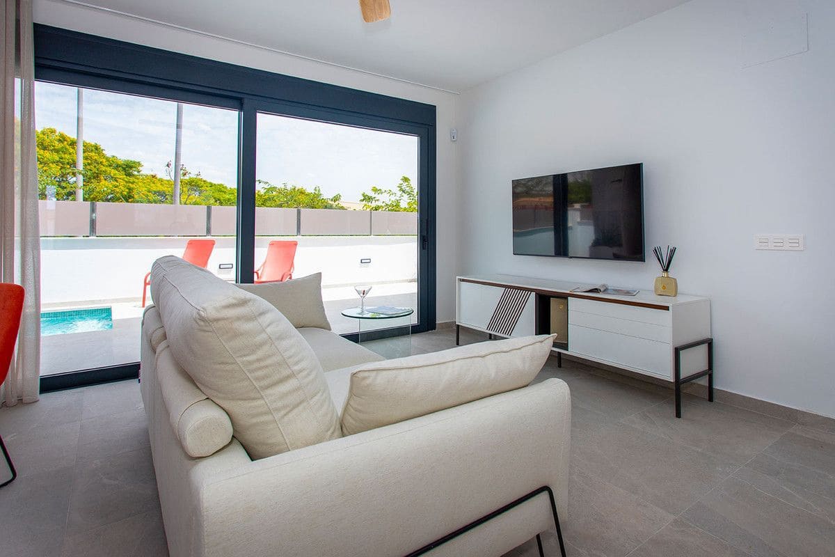 3 sovrum Villa till salu i Sucina med pool - 329 900 € (Ref: 9992310)