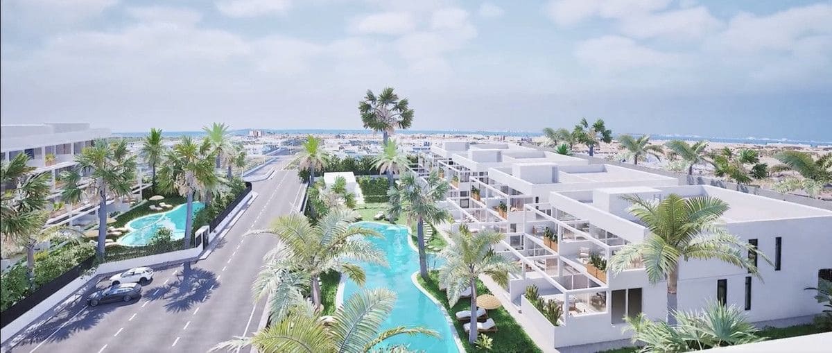 3 bedroom Villa for sale in Islas Menores with pool - € 525,000 (Ref: 9992311)