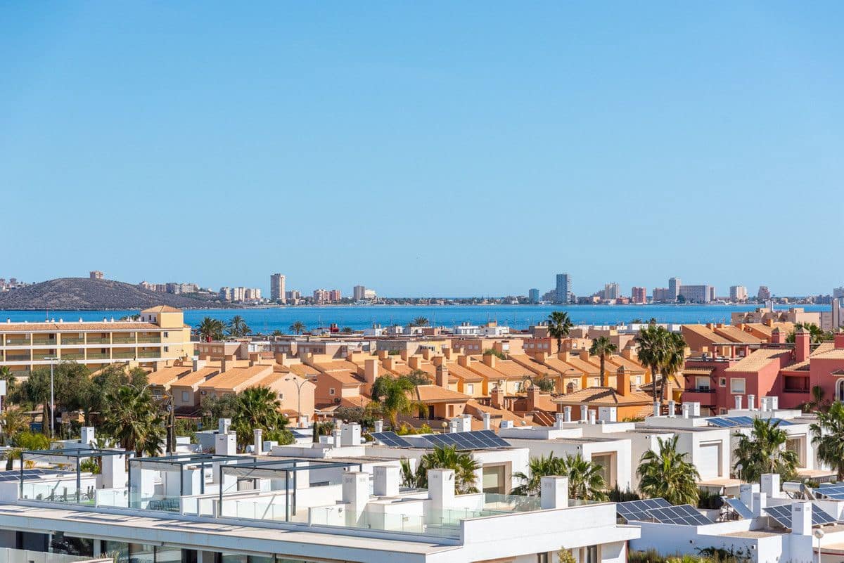 Apartamento de 2 habitaciones en Islas Menores en venta con piscina - 358.000 € (Ref: 9992317)