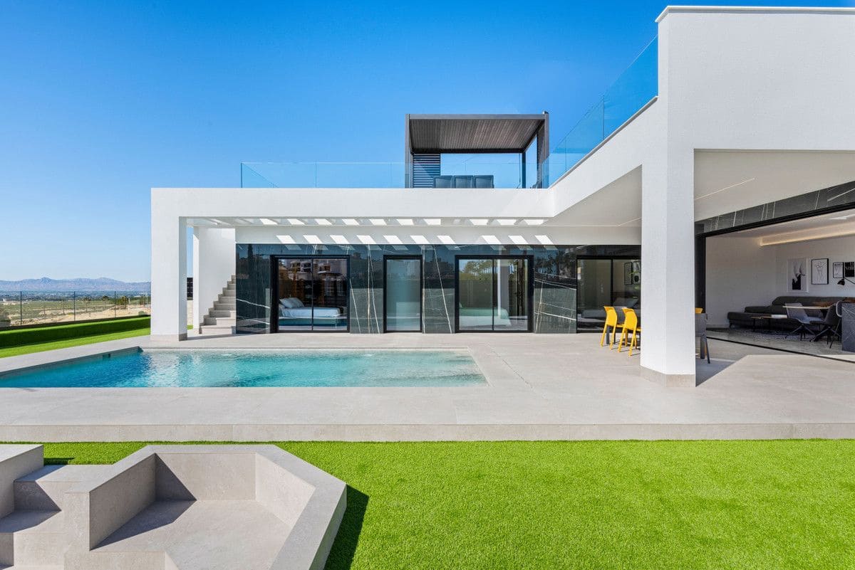 3 slaapkamer Villa te koop in Algorfa met zwembad - € 670.000 (Ref: 9992322)