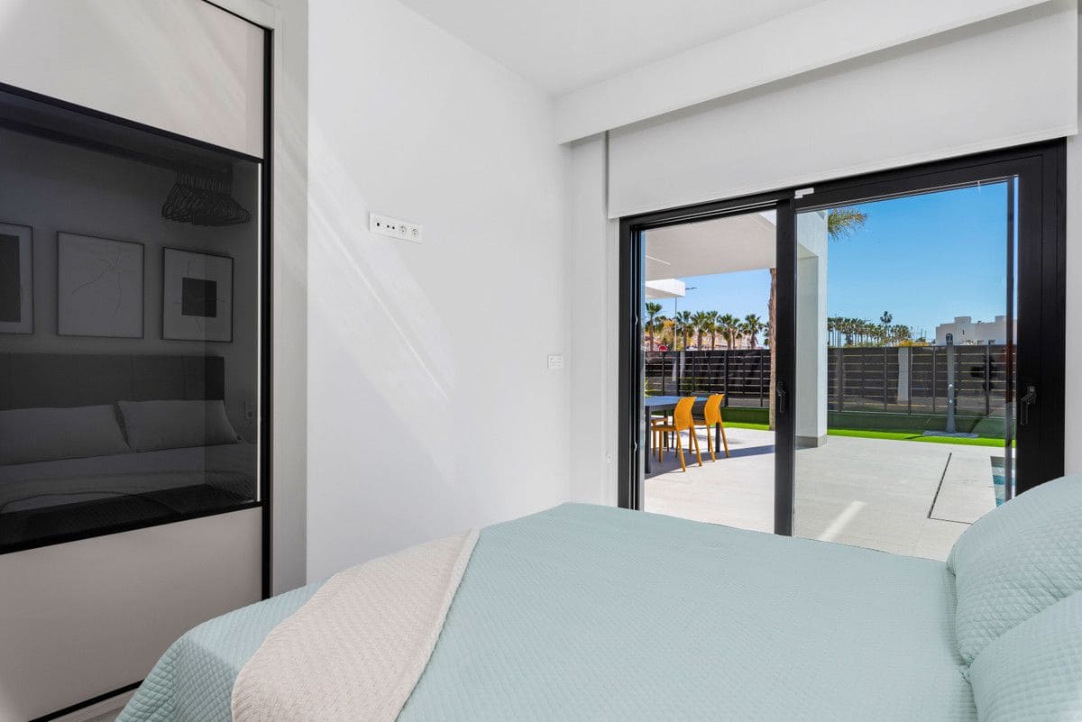 3 slaapkamer Villa te koop in Algorfa met zwembad - € 670.000 (Ref: 9992322)