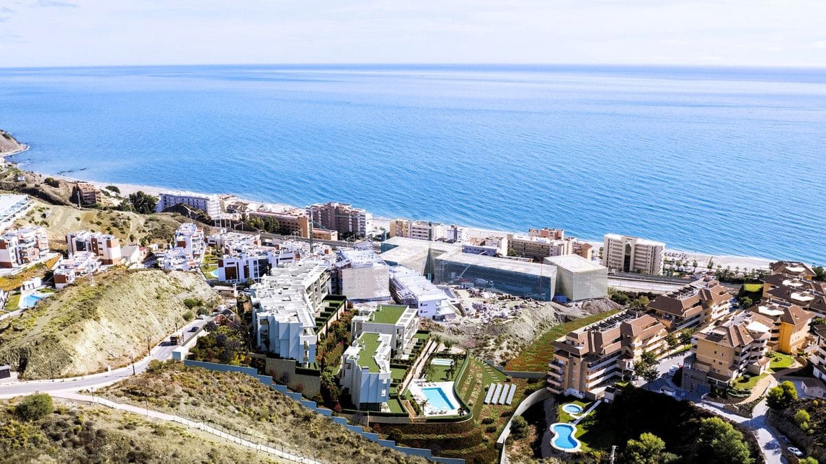 2 soveværelse Lejlighed til salg i Fuengirola med swimmingpool - € 567.000 (Ref: 9992338)