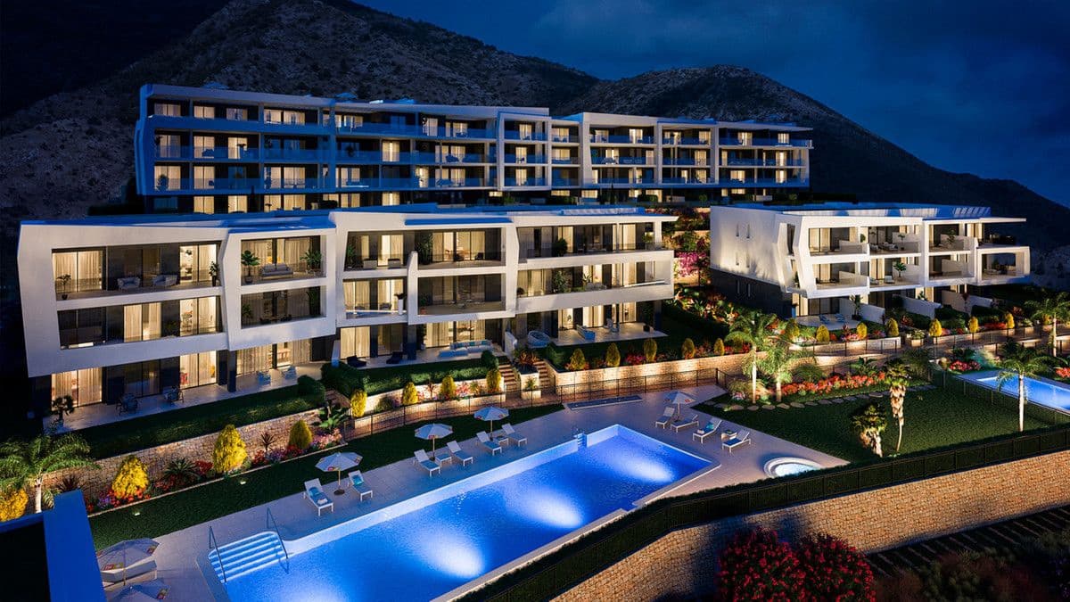 3 soveværelse Lejlighed til salg i Fuengirola med swimmingpool - € 680.000 (Ref: 9992339)