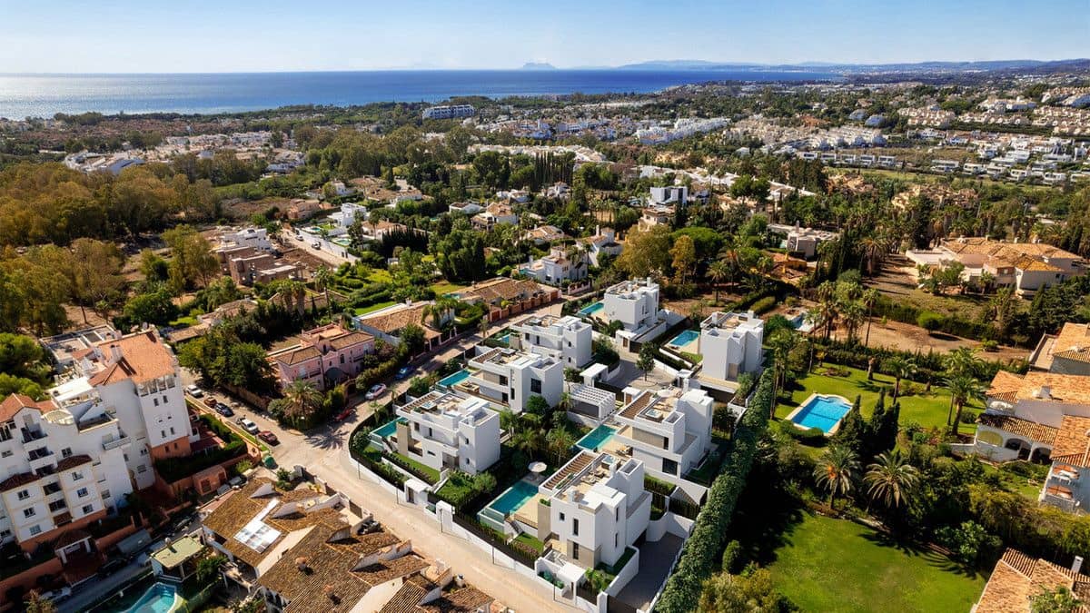 4 sovrum Villa till salu i Estepona med pool - 2 220 000 € (Ref: 9992345)