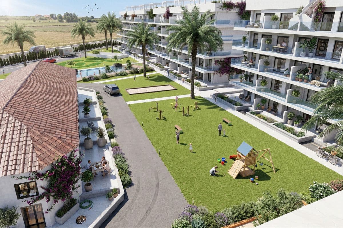 3 soveværelse Lejlighed til salg i Guardamar del Segura med swimmingpool - € 315.000 (Ref: 9992348)