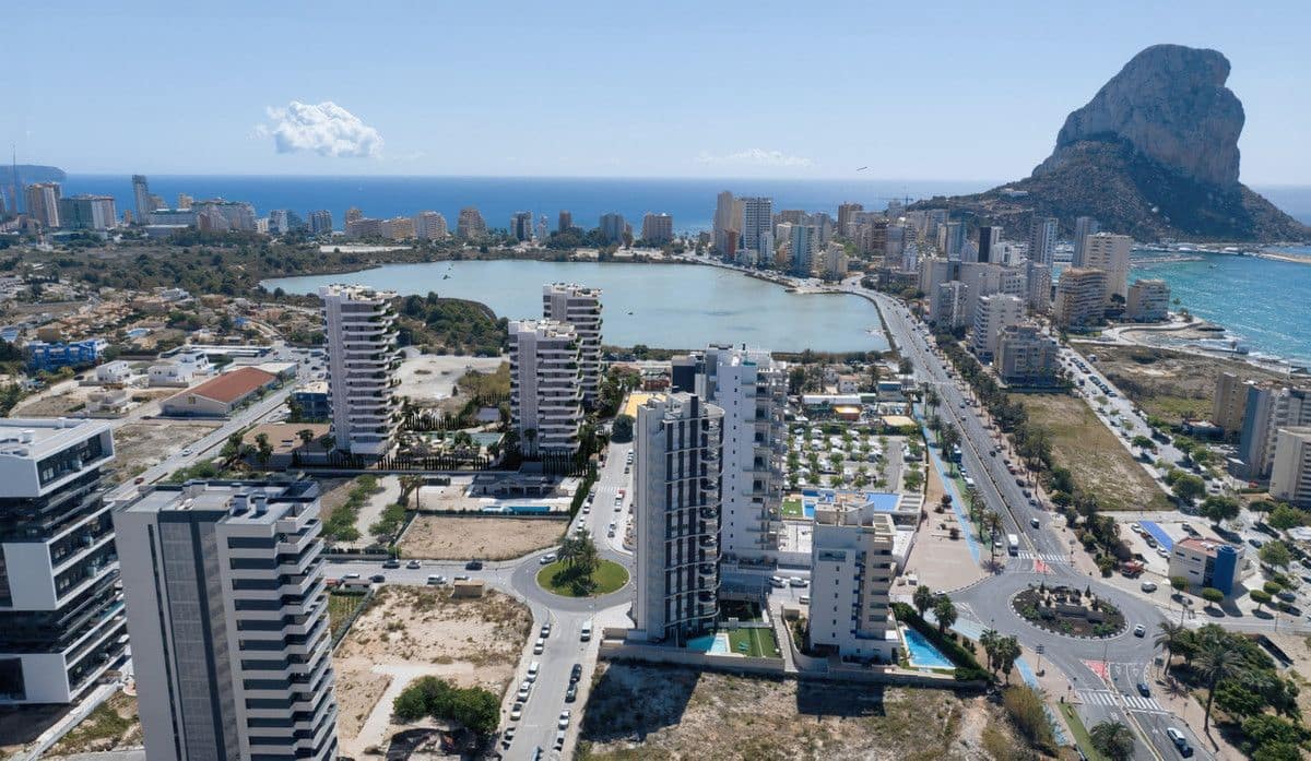 3 soveværelse Lejlighed til salg i Calpe / Calp med swimmingpool - € 527.000 (Ref: 9992352)