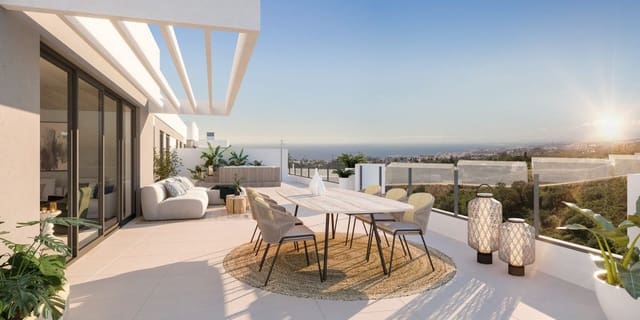 2 soverom Leilighet til salgs i Río Real, Marbella med svømmebasseng - € 590 000 (Ref: 9992379)