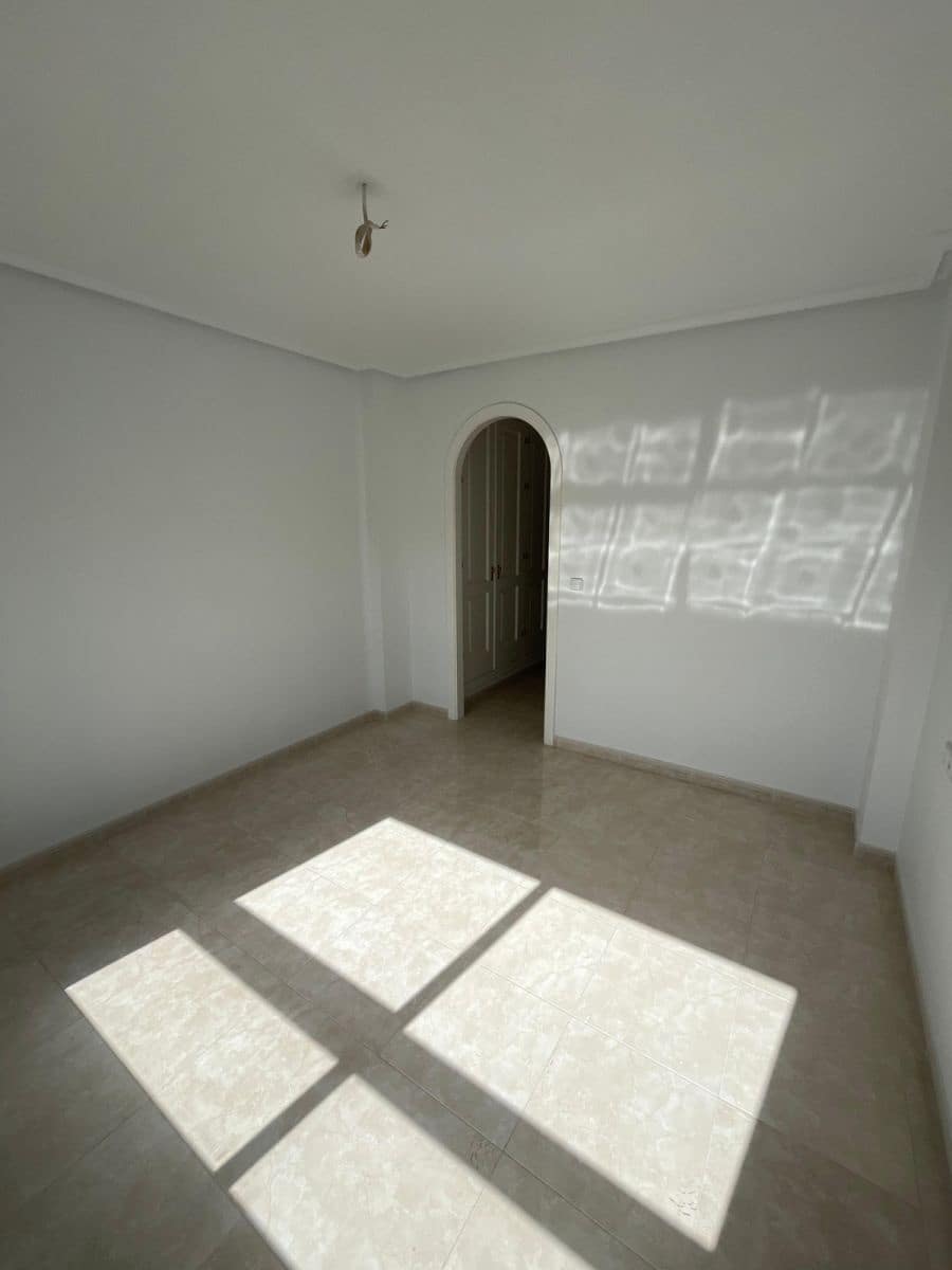 2 soveværelse Lejlighed til salg i Orihuela Costa med swimmingpool - € 298.900 (Ref: 9992393)