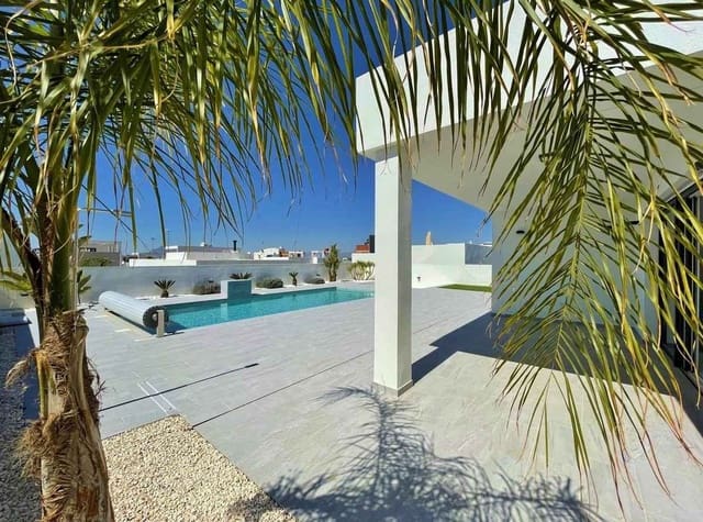 3 sovrum Villa till salu i Rojales med pool - 504 000 € (Ref: 9992394)