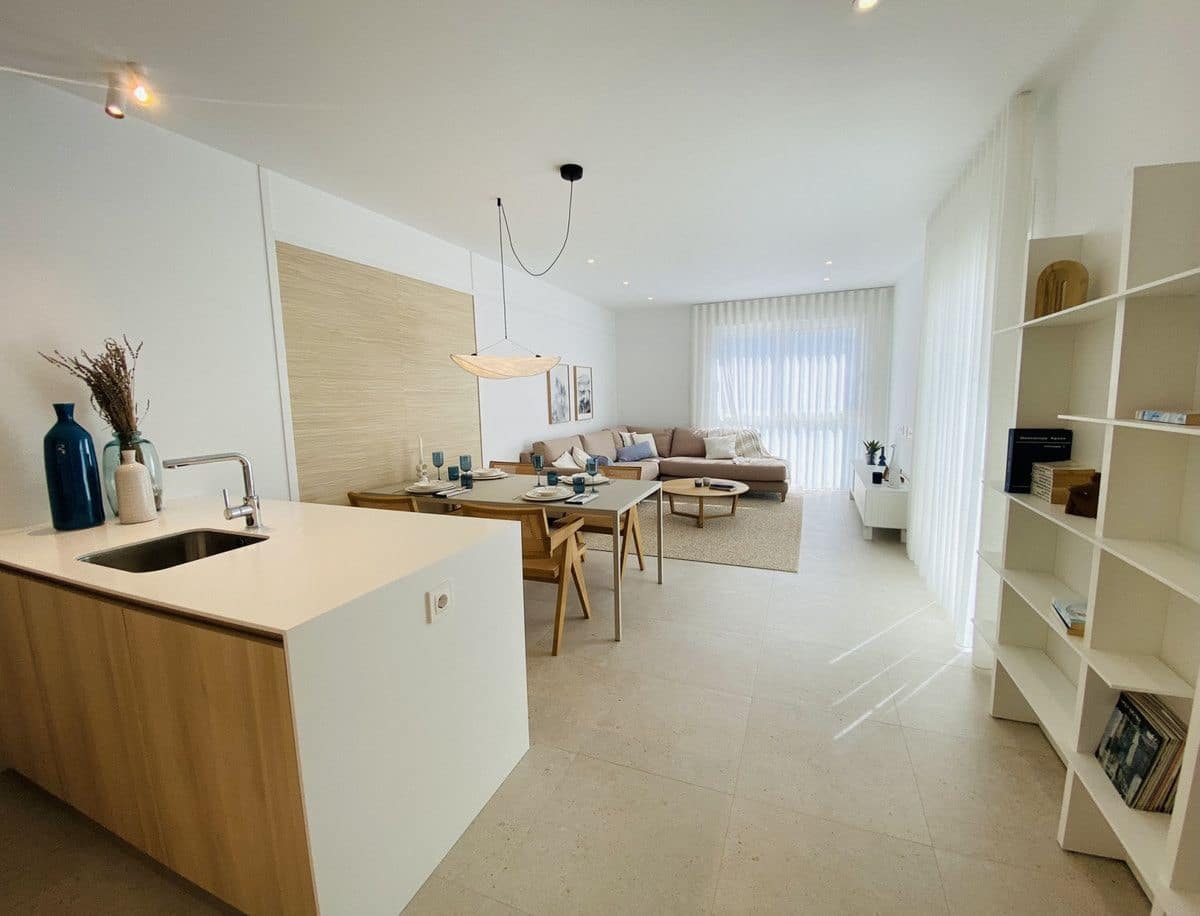 2 bedroom Apartment for sale in Pilar de la Horadada with pool - € 304,900 (Ref: 9992401)