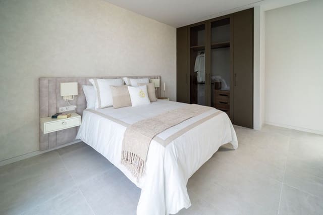 6 soveværelse Villa til salg i El Paraiso, Estepona med swimmingpool - € 6.800.000 (Ref: 9992420)