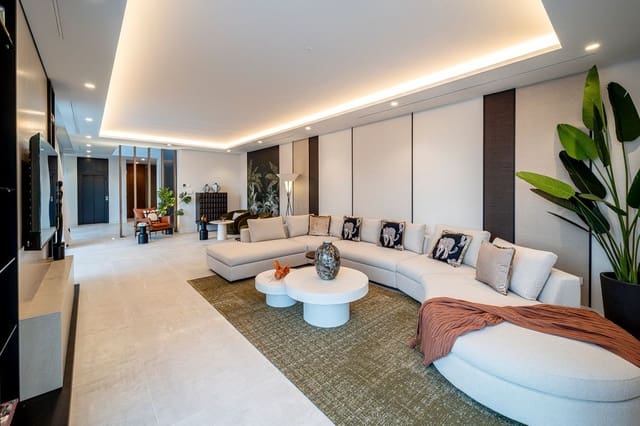6 soveværelse Villa til salg i El Paraiso, Estepona med swimmingpool - € 6.800.000 (Ref: 9992420)