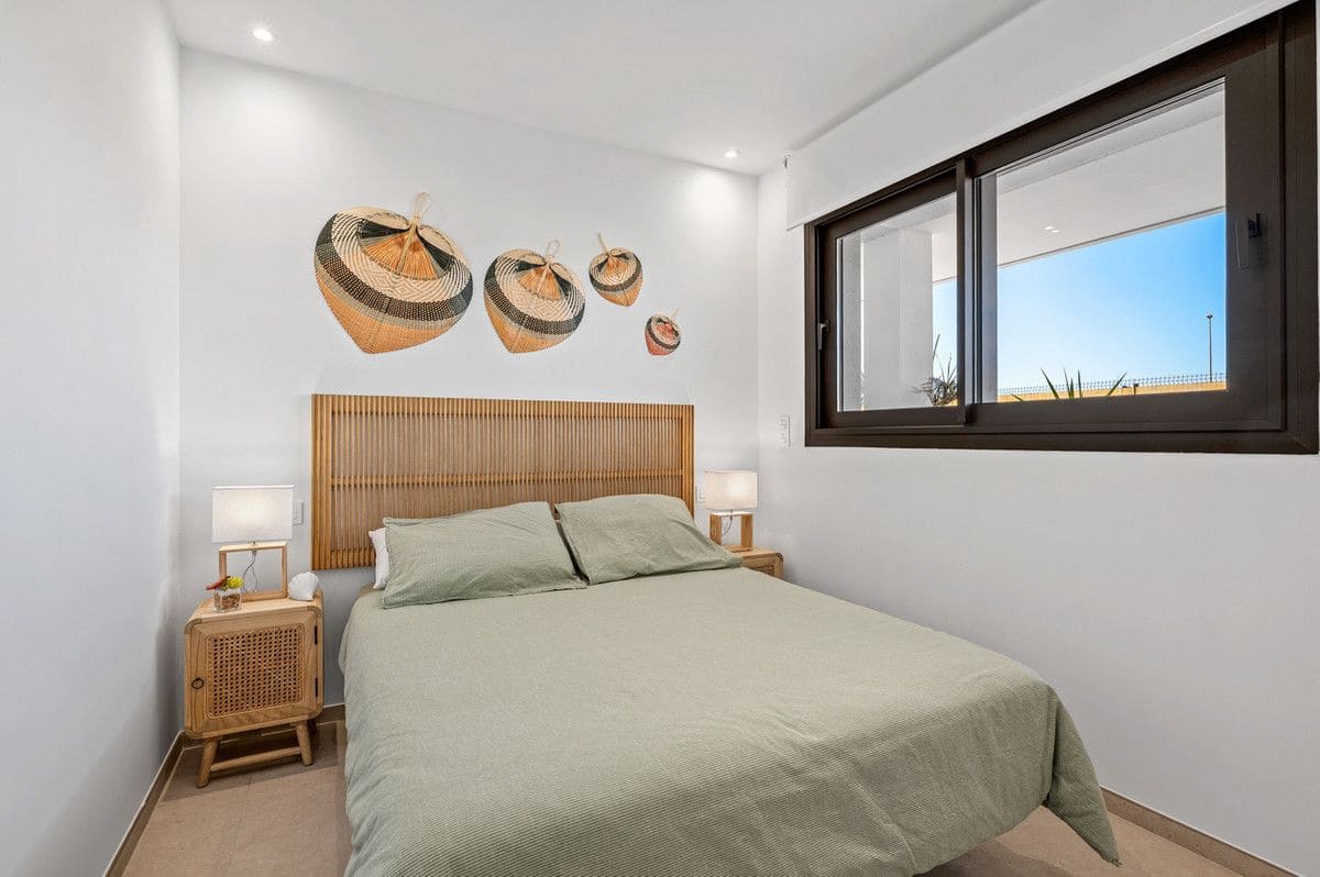 3 quarto Apartamento para venda em Los Alcazares com piscina - 455 000 € (Ref: 9992438)