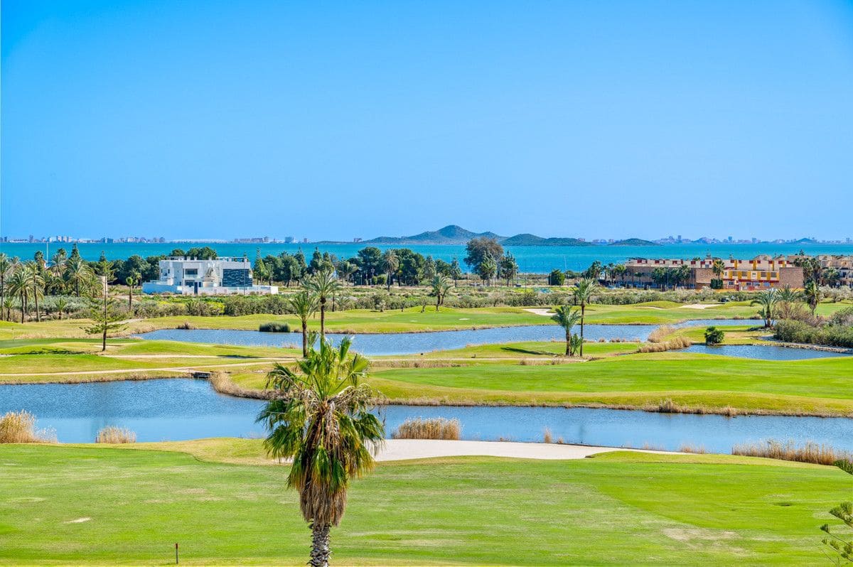 3 quarto Apartamento para venda em Los Alcazares com piscina - 455 000 € (Ref: 9992438)