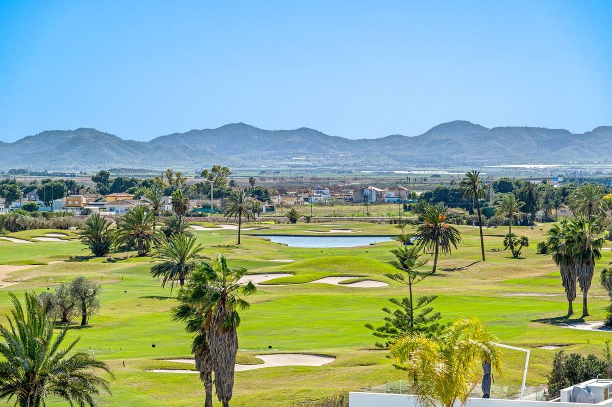 3 quarto Apartamento para venda em Los Alcazares com piscina - 455 000 € (Ref: 9992438)