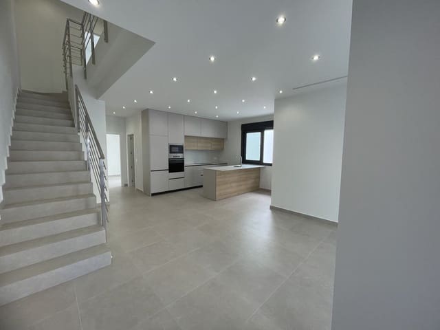 3 soveværelse Villa til salg i Almoradí med swimmingpool - € 359.900 (Ref: 9992483)
