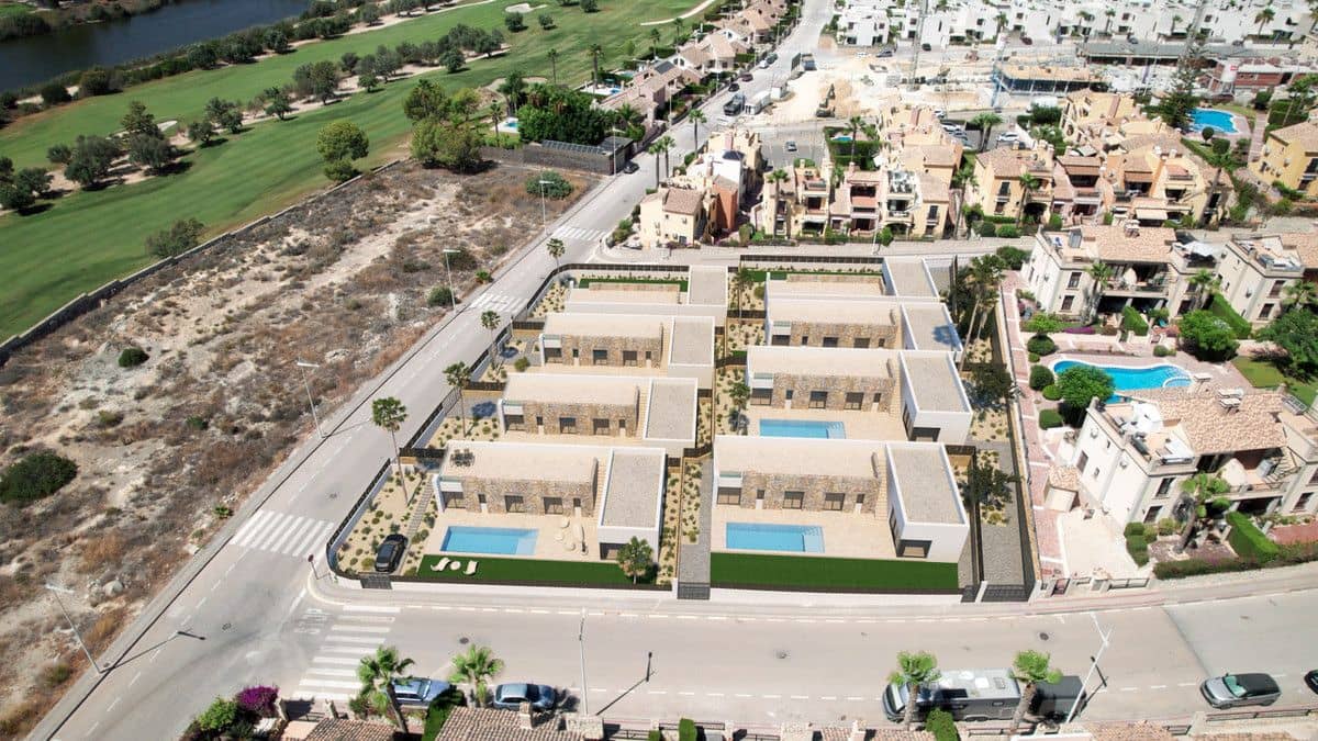 3 slaapkamer Villa te koop in Algorfa met zwembad - € 579.000 (Ref: 9992485)