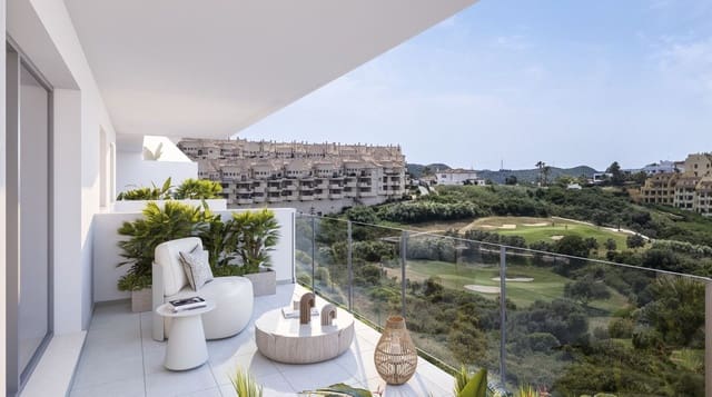 2 bedroom Apartment for sale in Puerto de la Duquesa, Manilva with pool - € 288,000 (Ref: 9992555)