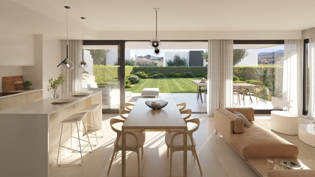 3 sovrum Villa till salu i Estepona med pool - 800 000 € (Ref: 9992563)