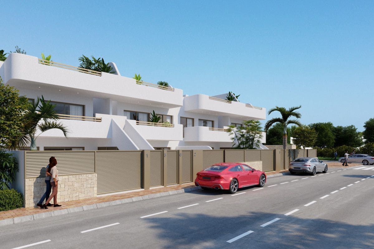 3 slaapkamer Villa te koop in Los Cuarteros met zwembad - € 339.900 (Ref: 9992581)