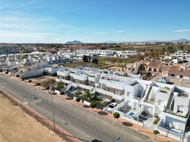 2 sypialnia Willa na sprzedaż w Santiago de la Ribera, San Javier z basenem - 324 900 € (Ref: 9992583)