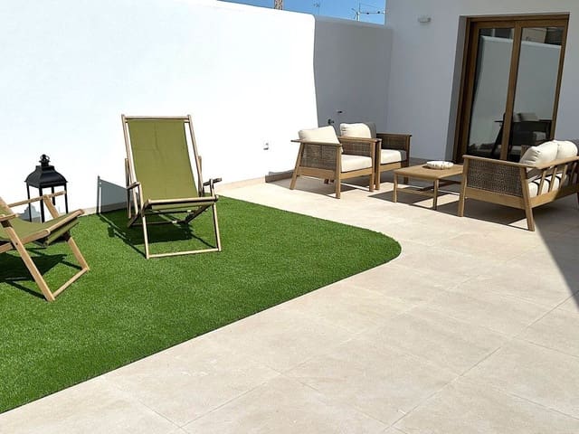 3 Zimmer Villa zu verkaufen in Pilar de la Horadada mit Pool - 369.900 € (Ref: 9992586)