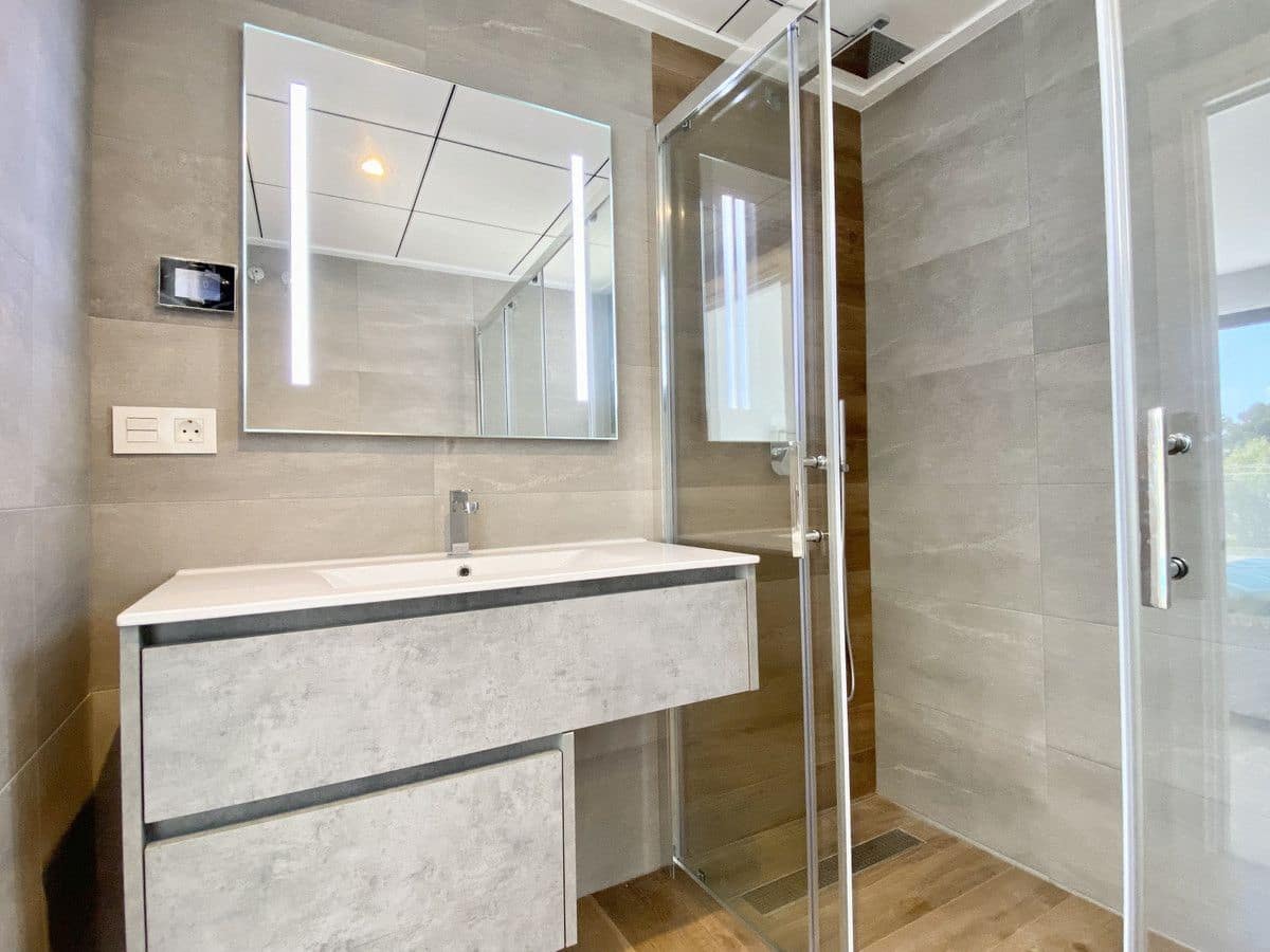 3 soveværelse Villa til salg i La Nucia med swimmingpool - € 600.000 (Ref: 9992596)