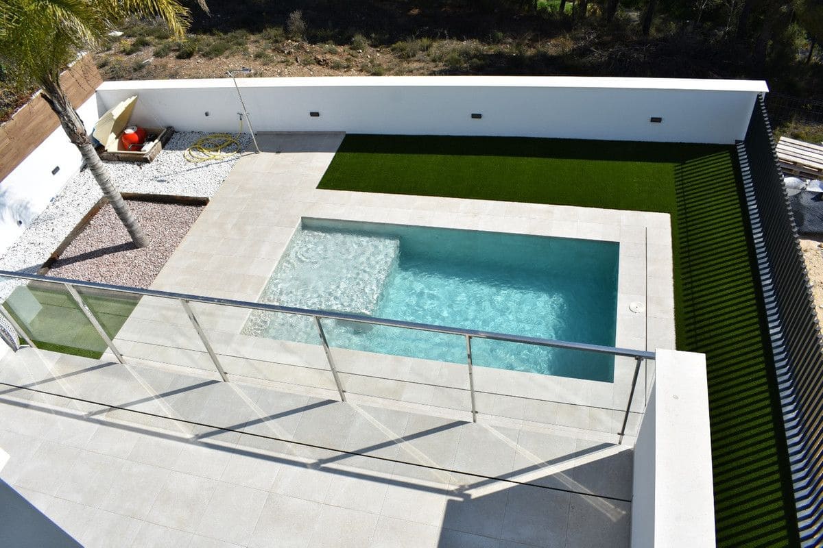 3 soveværelse Villa til salg i La Nucia med swimmingpool - € 600.000 (Ref: 9992596)