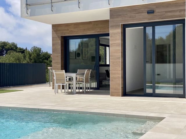 3 soveværelse Villa til salg i La Nucia med swimmingpool - € 600.000 (Ref: 9992596)