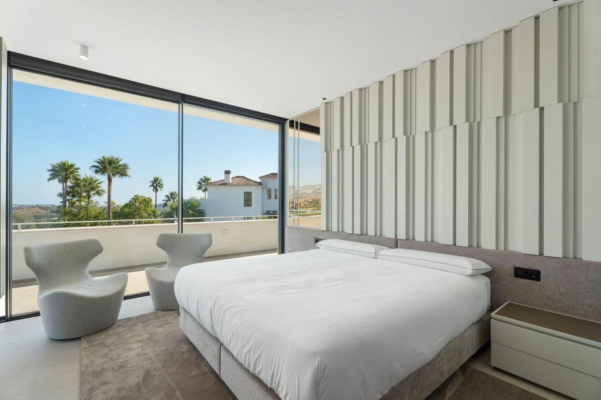 4 soveværelse Villa til salg i Mijas med swimmingpool - € 2.795.000 (Ref: 9992598)