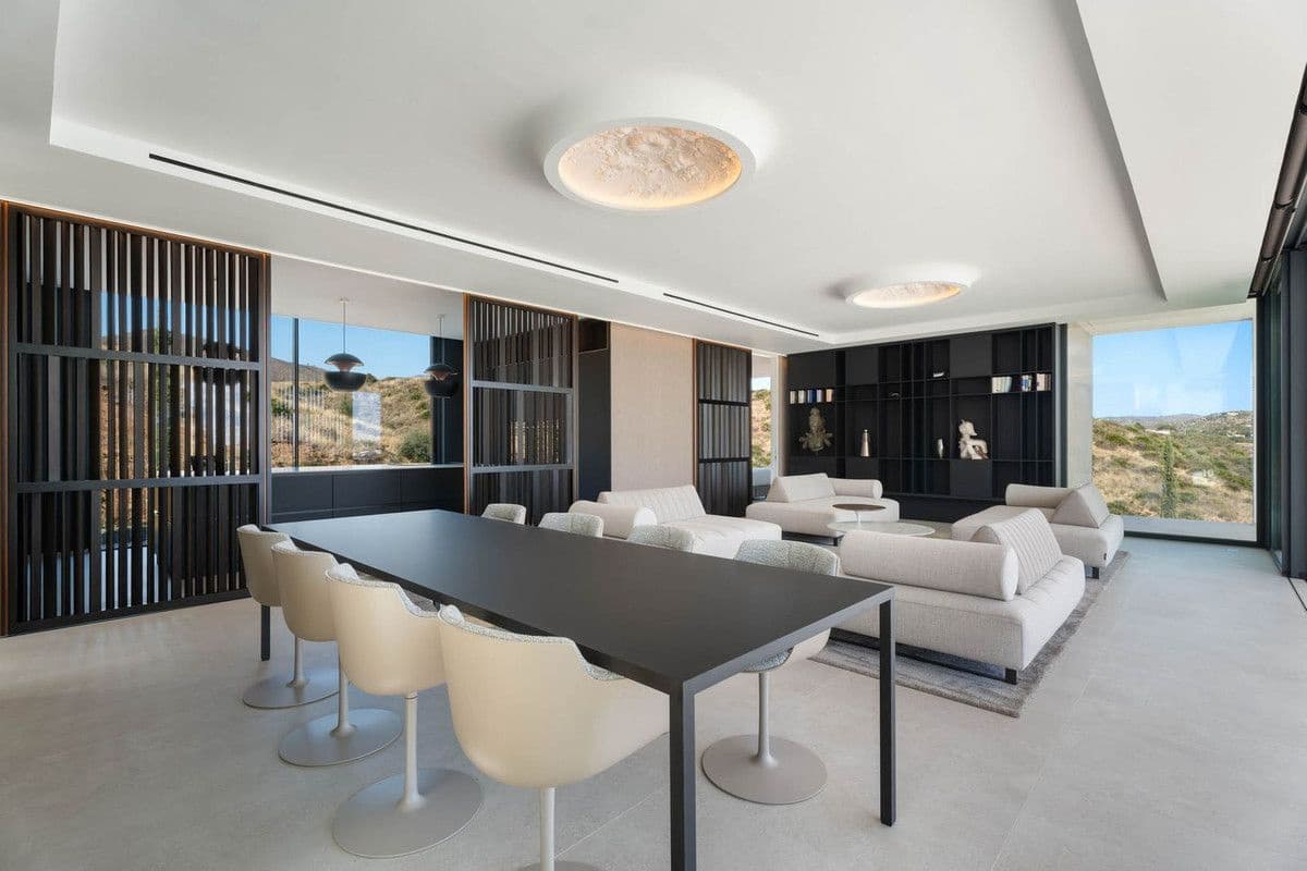 4 soveværelse Villa til salg i Mijas med swimmingpool - € 2.795.000 (Ref: 9992598)