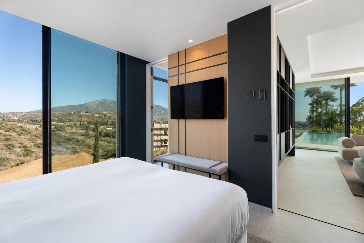 4 soveværelse Villa til salg i Mijas med swimmingpool - € 2.795.000 (Ref: 9992598)