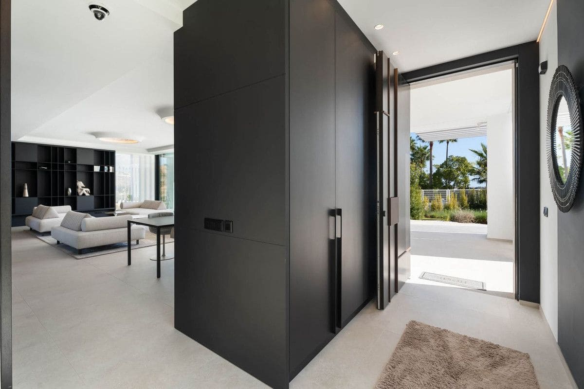 4 soveværelse Villa til salg i Mijas med swimmingpool - € 2.795.000 (Ref: 9992598)