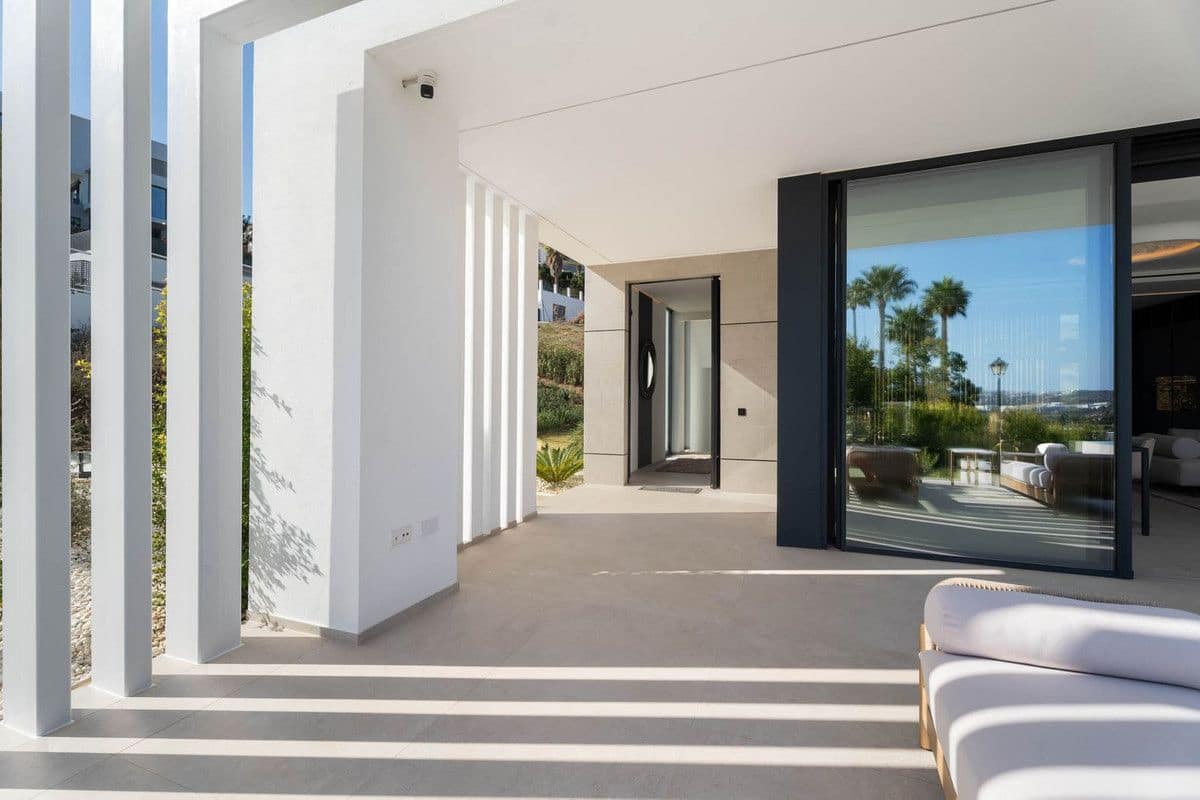 4 soveværelse Villa til salg i Mijas med swimmingpool - € 2.795.000 (Ref: 9992598)
