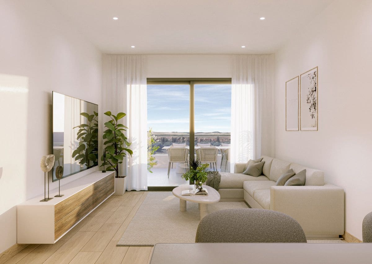 Apartamento de 2 habitaciones en El Limonar en venta con piscina - 295.000 € (Ref: 9992603)