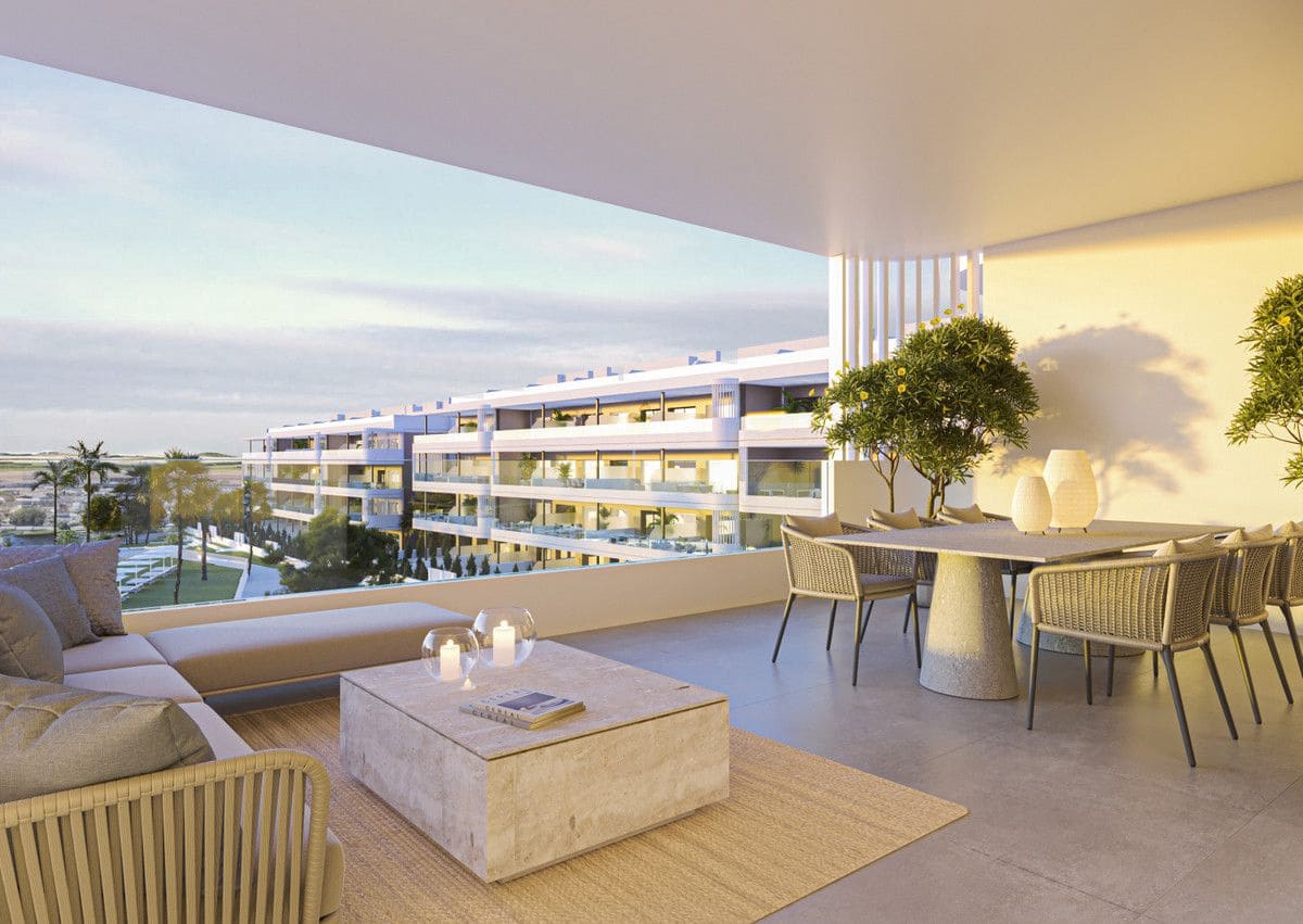 Apartamento de 2 habitaciones en El Limonar en venta con piscina - 295.000 € (Ref: 9992603)
