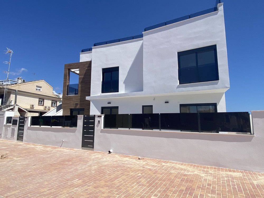 2 bedroom Villa for sale in Lo Pagan with pool - € 279,000 (Ref: 9992699)