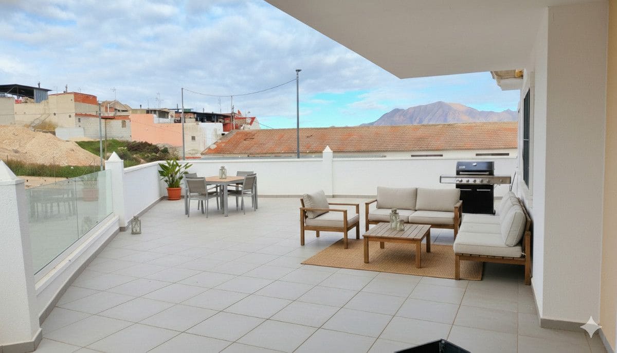 2 bedroom Apartment for sale in Orihuela with pool - € 179,900 (Ref: 9992728)