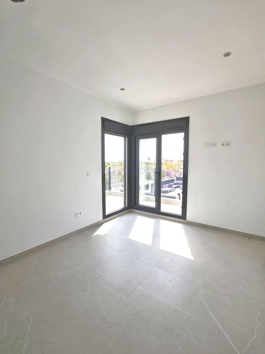 6 soveværelse Villa til salg i Torre-Pacheco med swimmingpool - € 675.000 (Ref: 9992729)