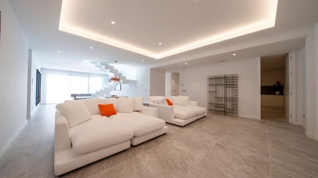 4 soveværelse Villa til salg i Finestrat med swimmingpool - € 1.400.000 (Ref: 9992744)
