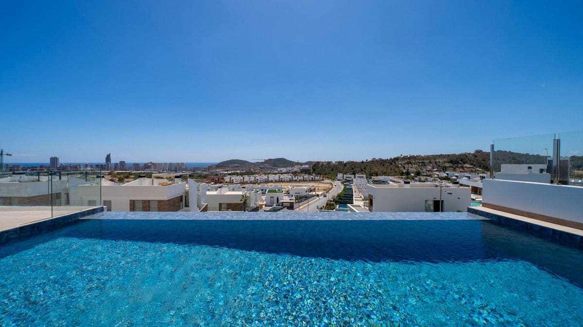 4 soveværelse Villa til salg i Finestrat med swimmingpool - € 1.400.000 (Ref: 9992744)