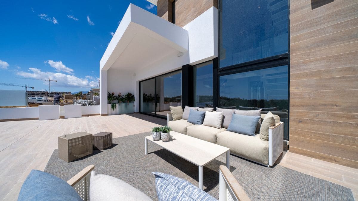 5 soverom Villa til salgs i Finestrat med svømmebasseng - € 1 550 000 (Ref: 9992745)