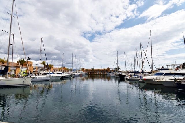 2 soverom Leilighet til salgs i Puerto de Mazarron, Mazarrón - € 179 900 (Ref: 9992752)