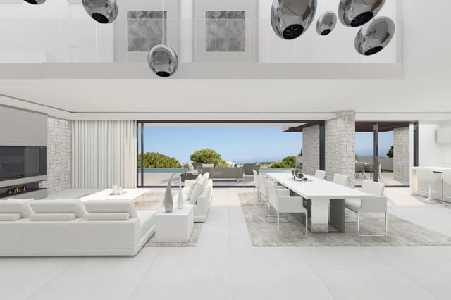 4 bedroom Villa for sale in Estepona with pool - € 2,595,000 (Ref: 9992781)