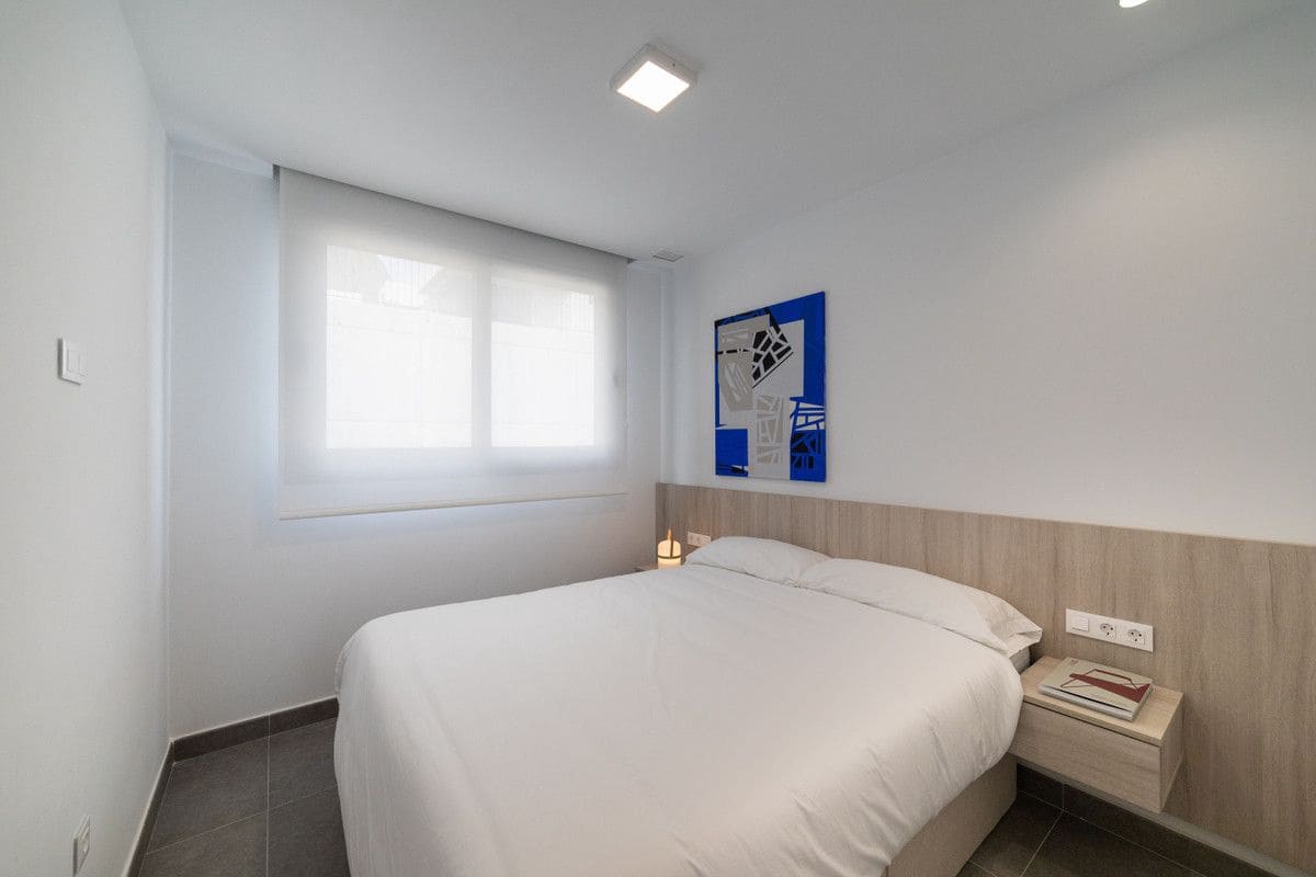 3 soveværelse Villa til salg i Polop med swimmingpool - € 470.000 (Ref: 9992803)
