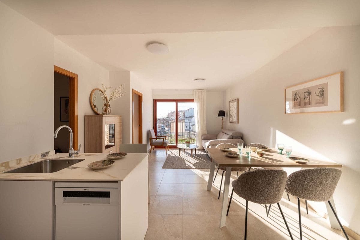 3 sovrum Lägenhet till salu i Avileses - 144 000 € (Ref: 9992817)